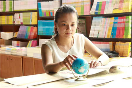四川教師資格證綜合素質(zhì)寫作結(jié)構布局之引議聯(lián)結(jié)式